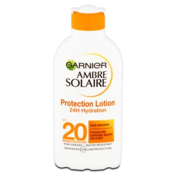 Garnier Ambre Solaire hidratáló naptej vízálló SPF 20 200ml