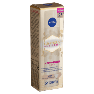 NIVEA Luminous630 pigmentfoltok elleni CC fluid FF30 Világos 40 ml